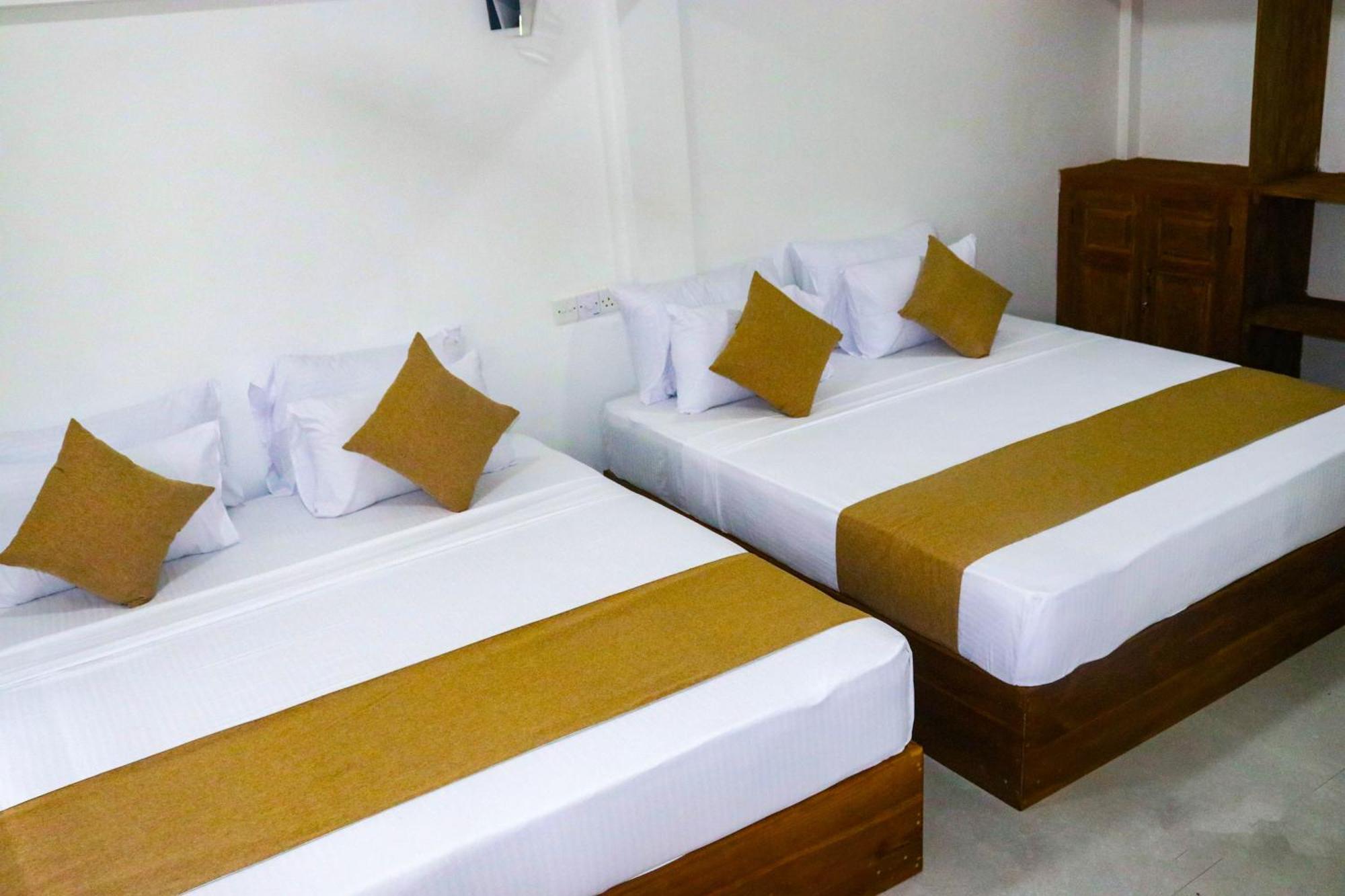 Reecha Resort & Hotel Kilinochchi Luaran gambar