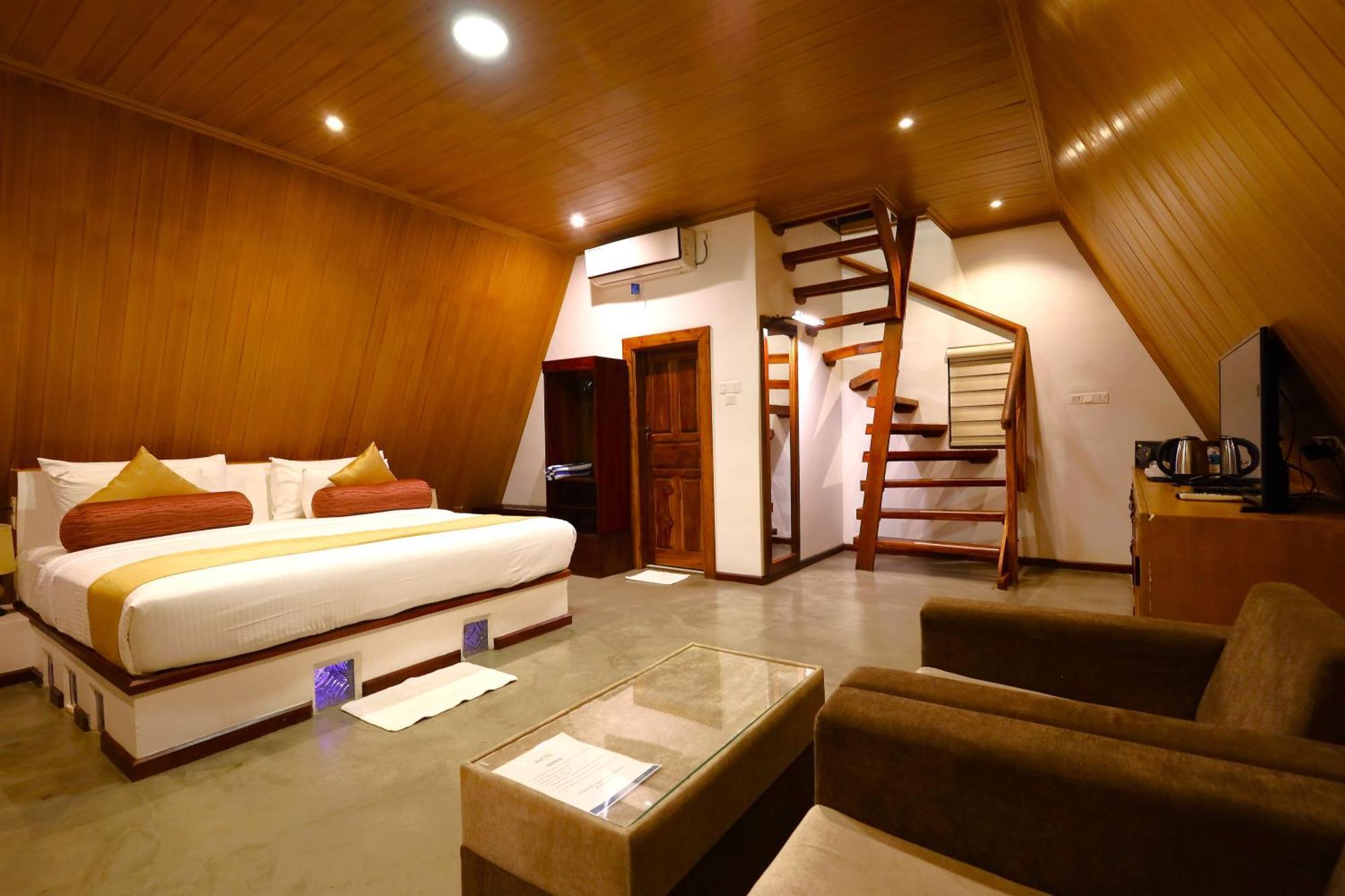 Reecha Resort & Hotel Kilinochchi Luaran gambar